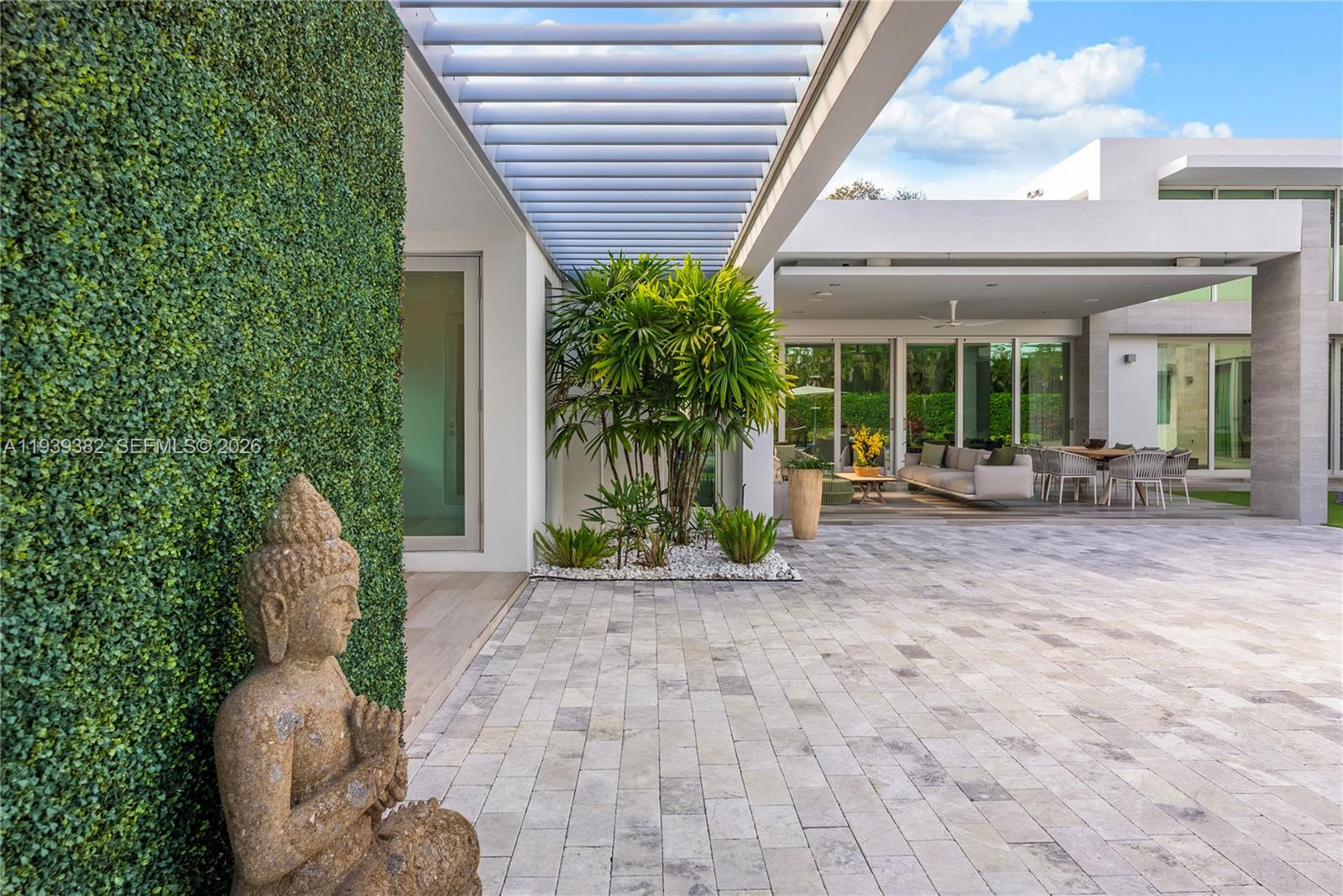 7218 SW 102nd St Pinecrest, FL 33156