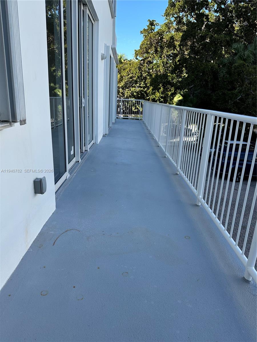 50 Ocean Ln Dr #108 Key Biscayne, FL 33149