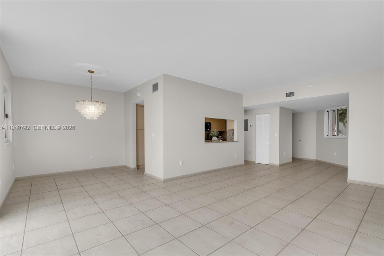 50 Ocean Ln Dr #108 Key Biscayne, FL 33149