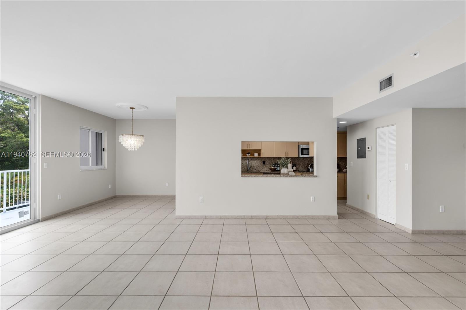 50 Ocean Ln Dr #108 Key Biscayne, FL 33149