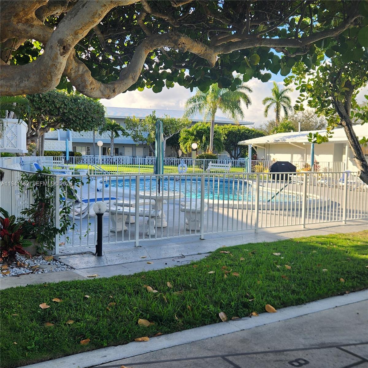 2170 NE 51st Ct #B23 Fort Lauderdale, FL 33308