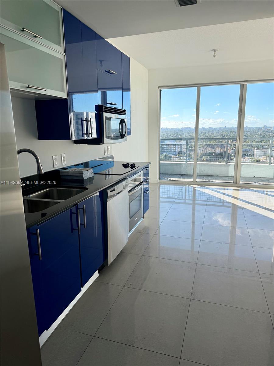 60 SW 13th St #1519 Miami, FL 33130