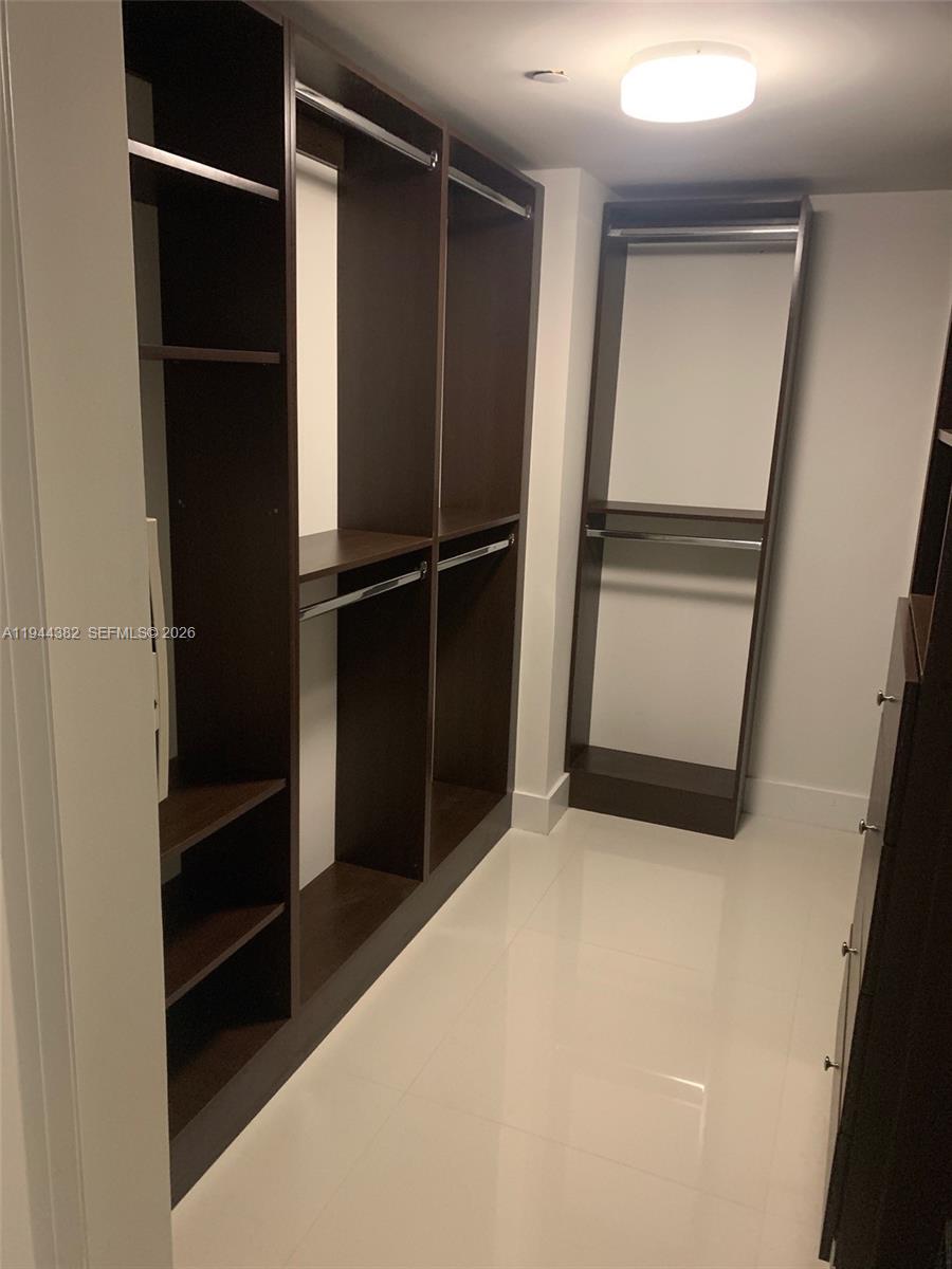 6000 Collins Ave Unit 136th Miami Beach, FL 33140