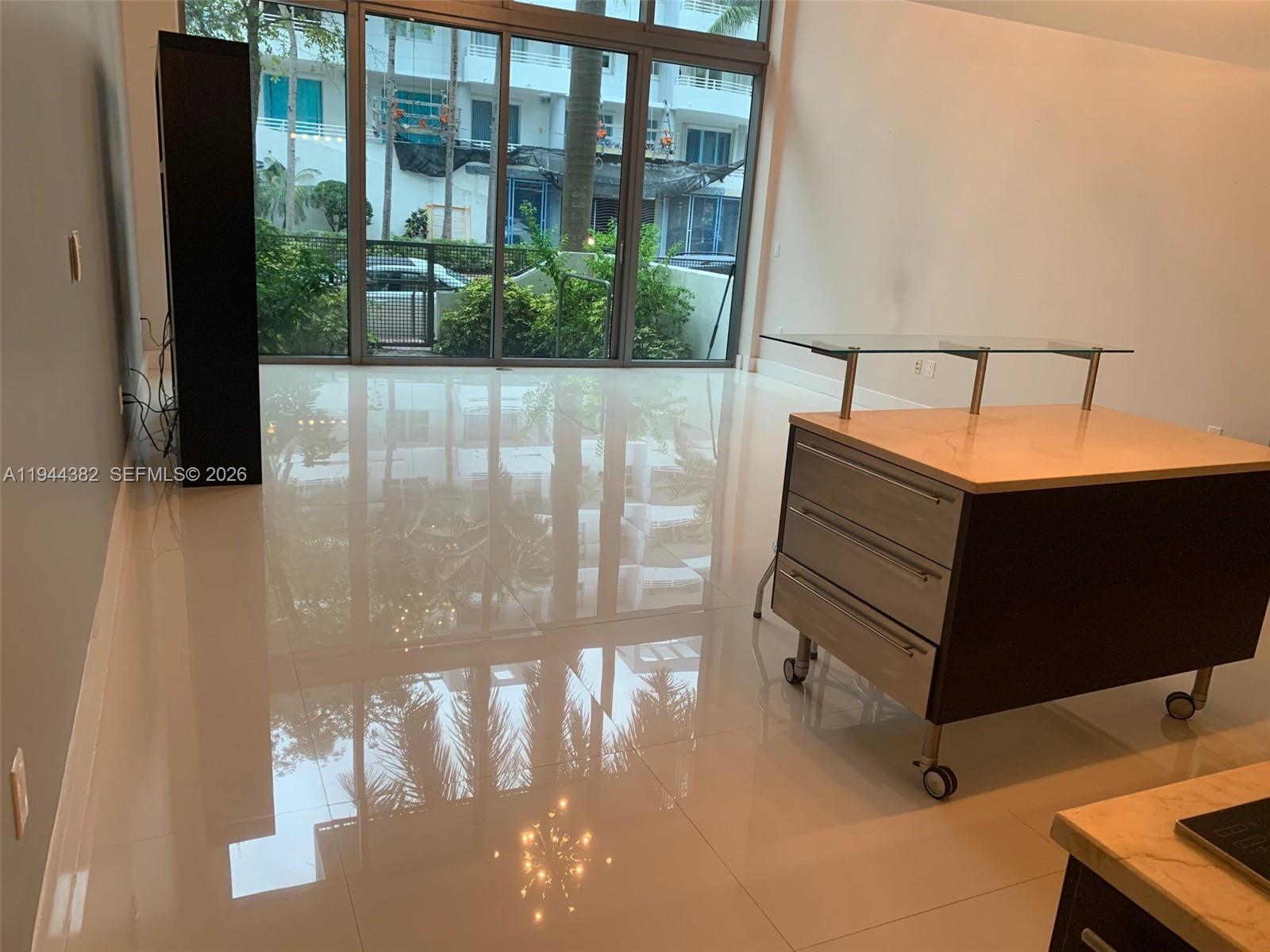 6000 Collins Ave Unit 136th Miami Beach, FL 33140