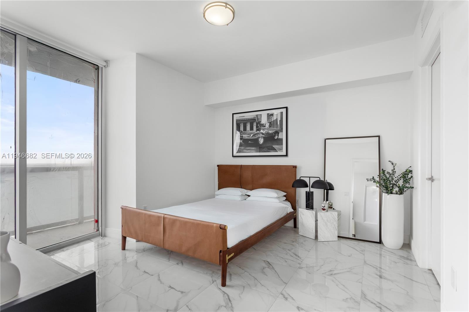 image Icon Brickell I11