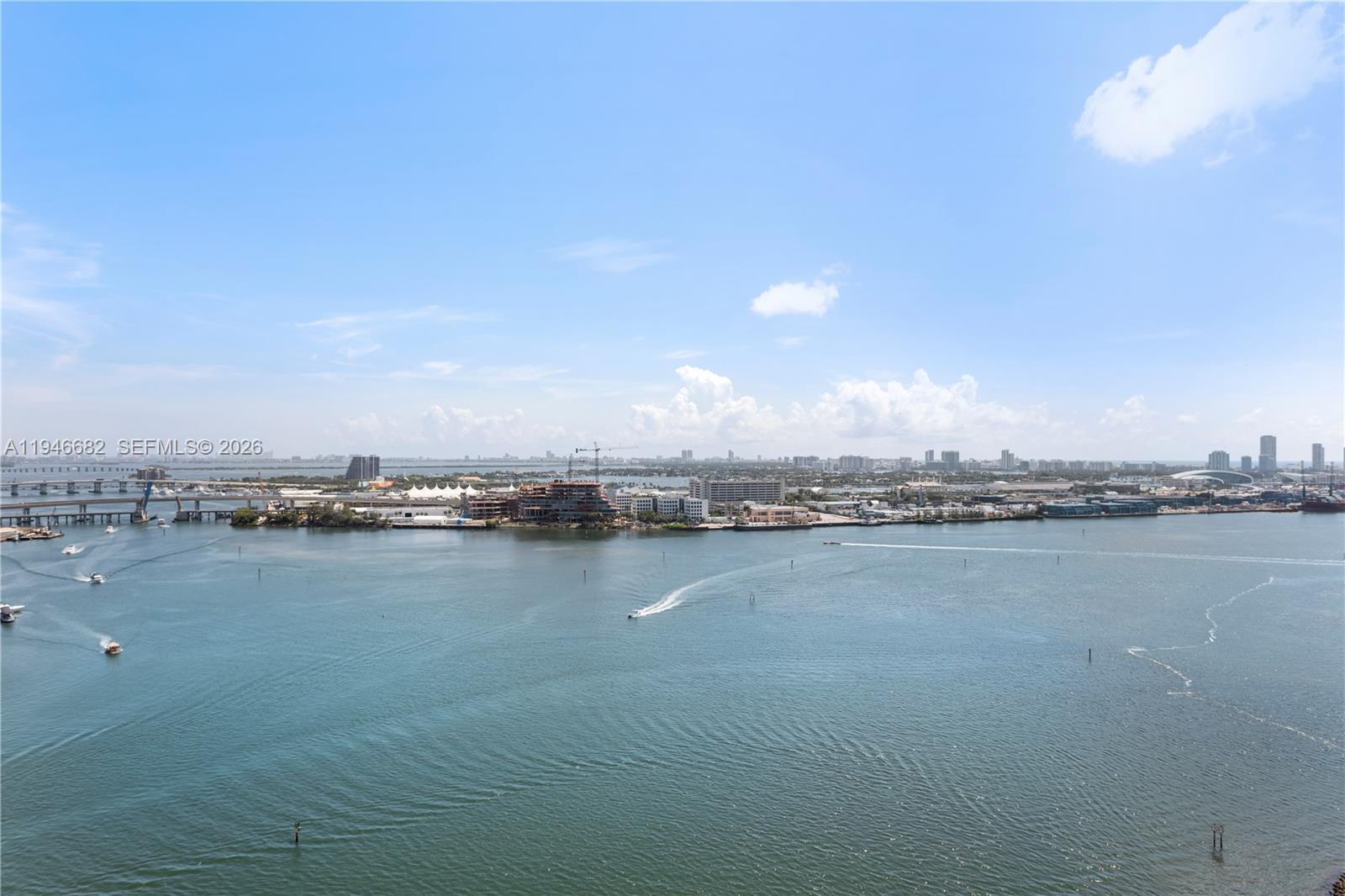 image Icon Brickell I26