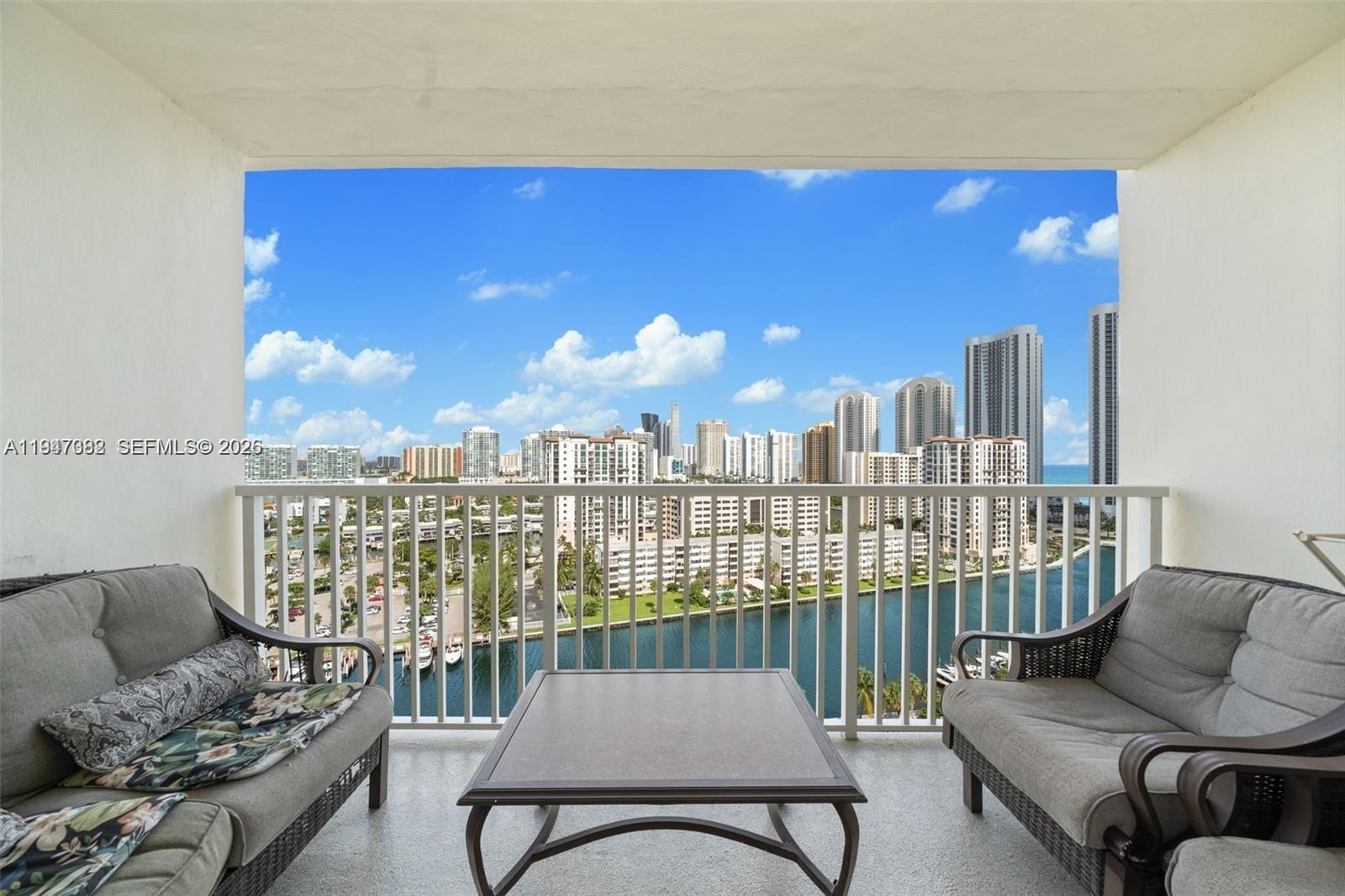 300 Bayview Dr #1707 Sunny Isles Beach, FL 33160