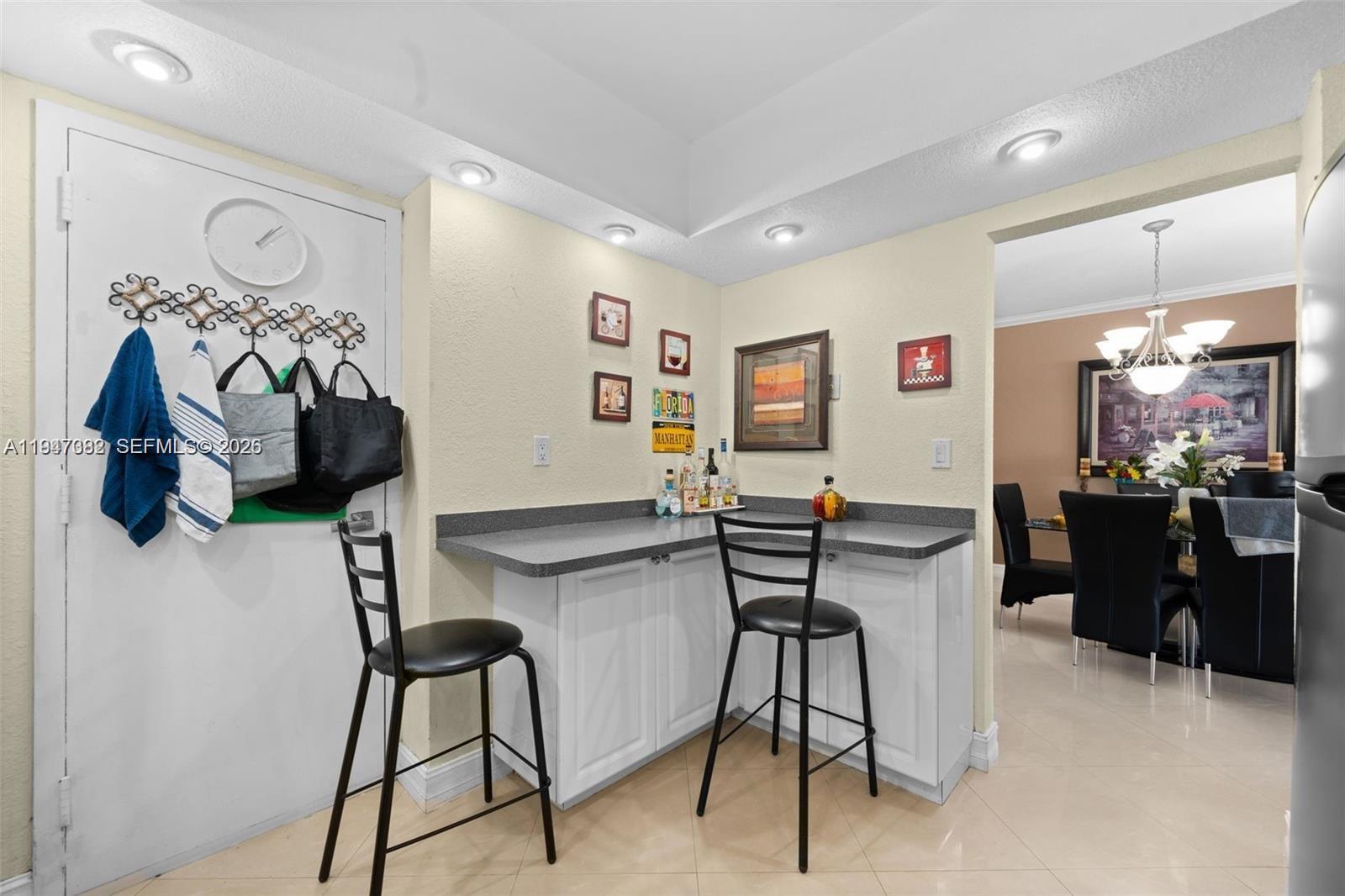 300 Bayview Dr #1707 Sunny Isles Beach, FL 33160