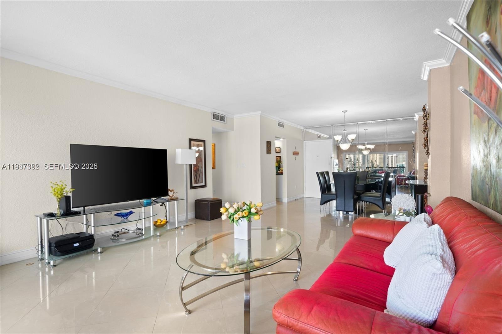 300 Bayview Dr #1707 Sunny Isles Beach, FL 33160