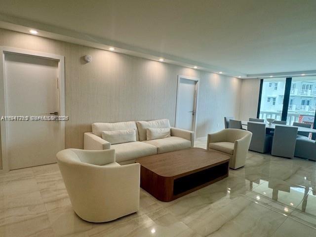 9801 Collins Ave #14E Bal Harbour, FL 33154