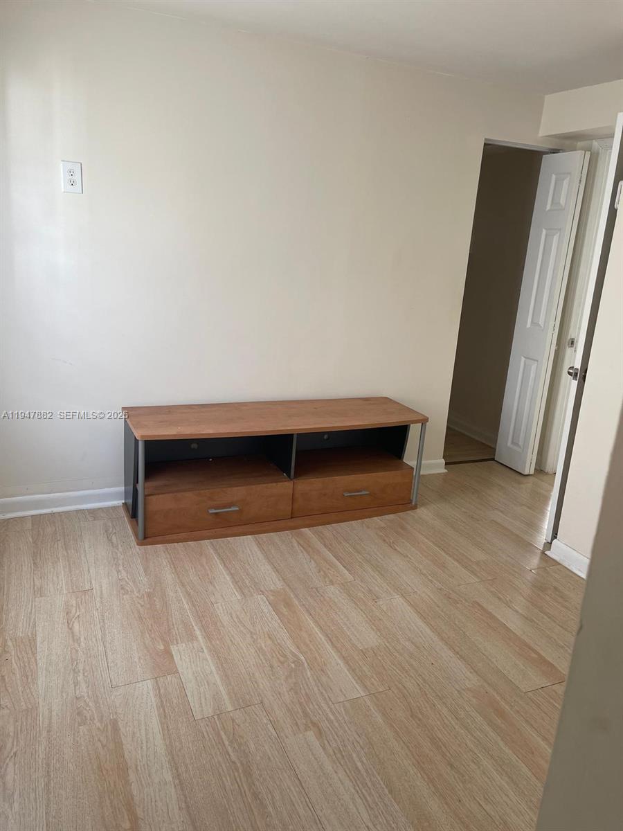 13110 SW 10th St Miami, FL 33184