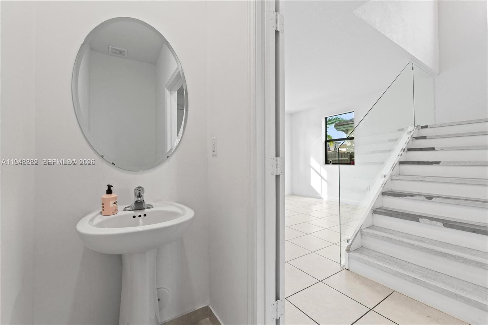 12927 SW 229th Ter Miami, FL 33170