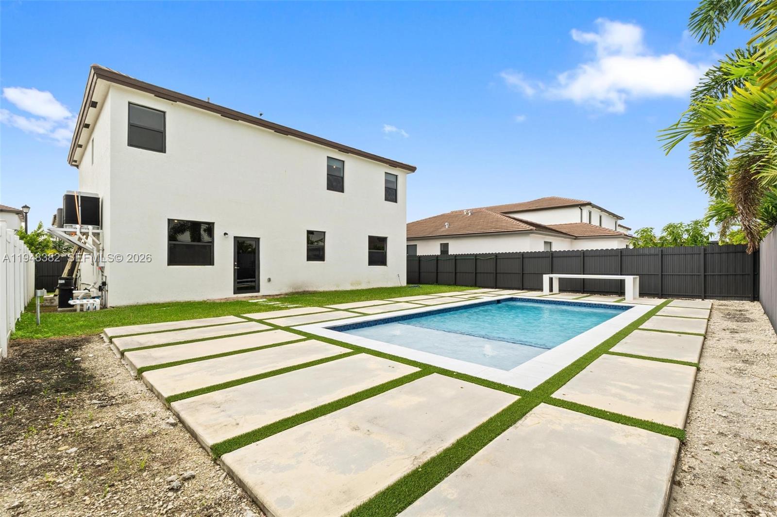 12927 SW 229th Ter Miami, FL 33170