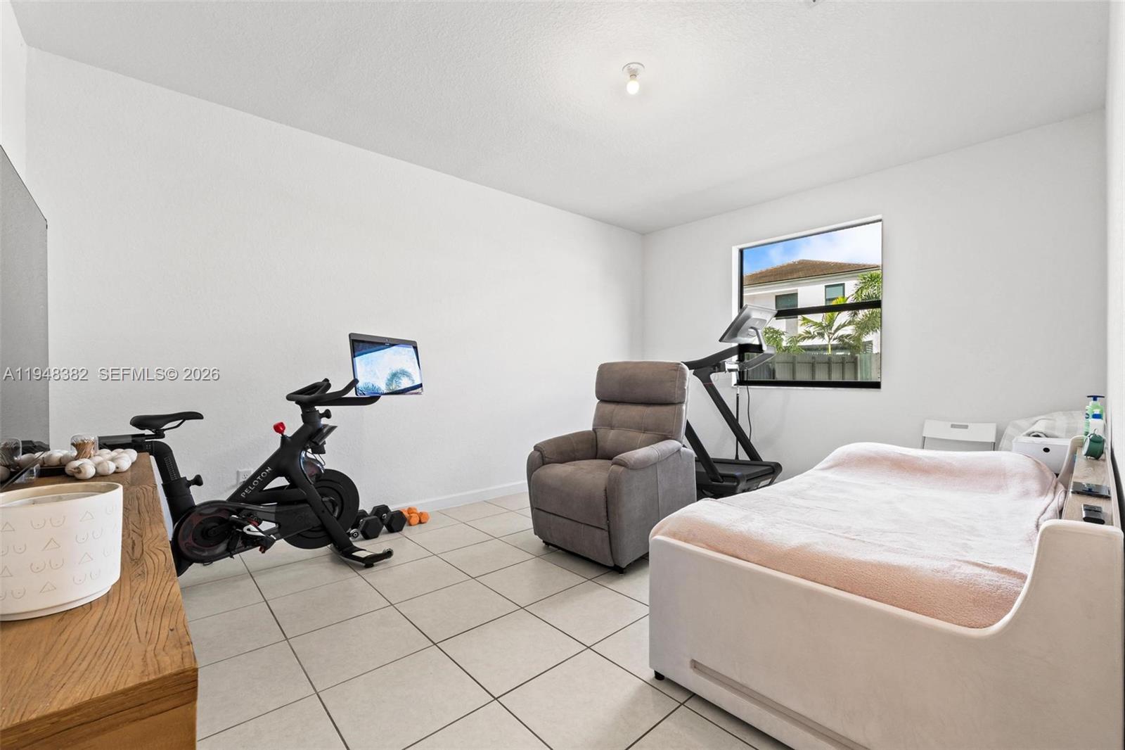 12927 SW 229th Ter Miami, FL 33170