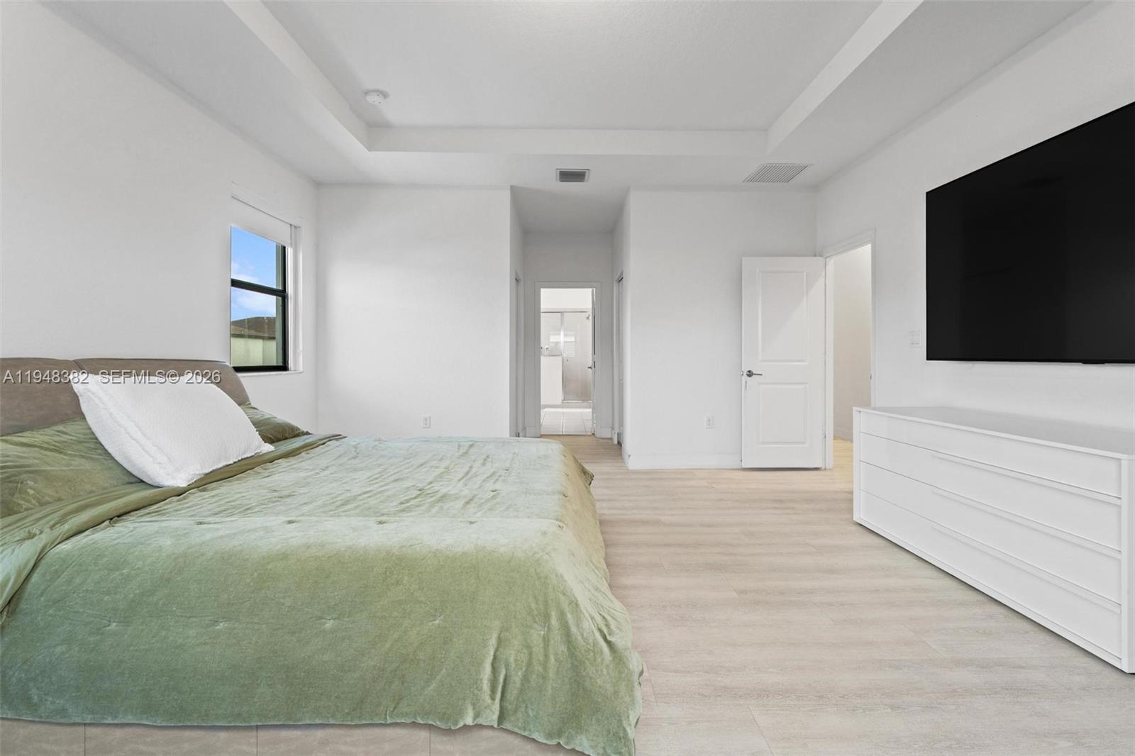 12927 SW 229th Ter Miami, FL 33170