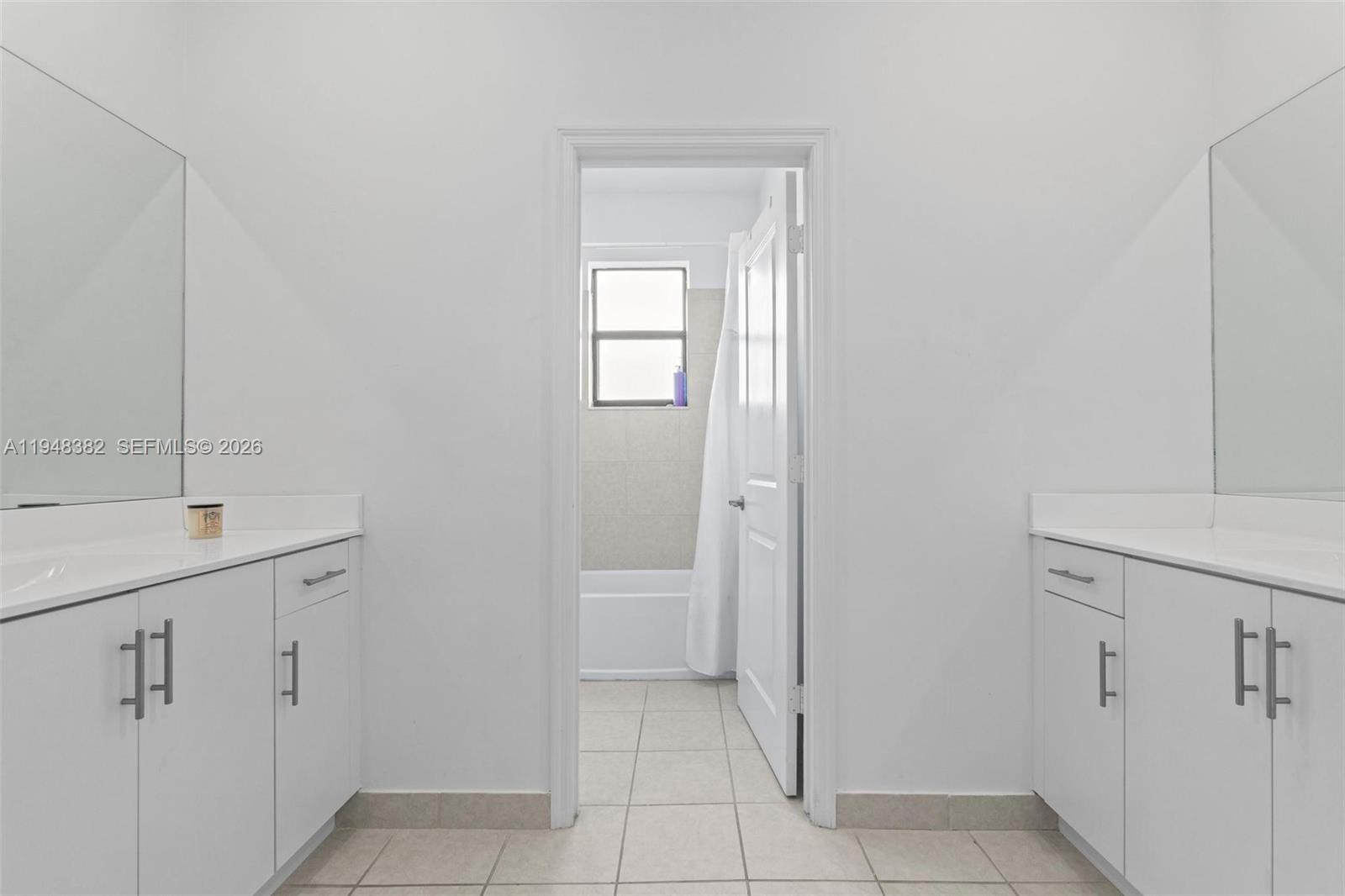 12927 SW 229th Ter Miami, FL 33170