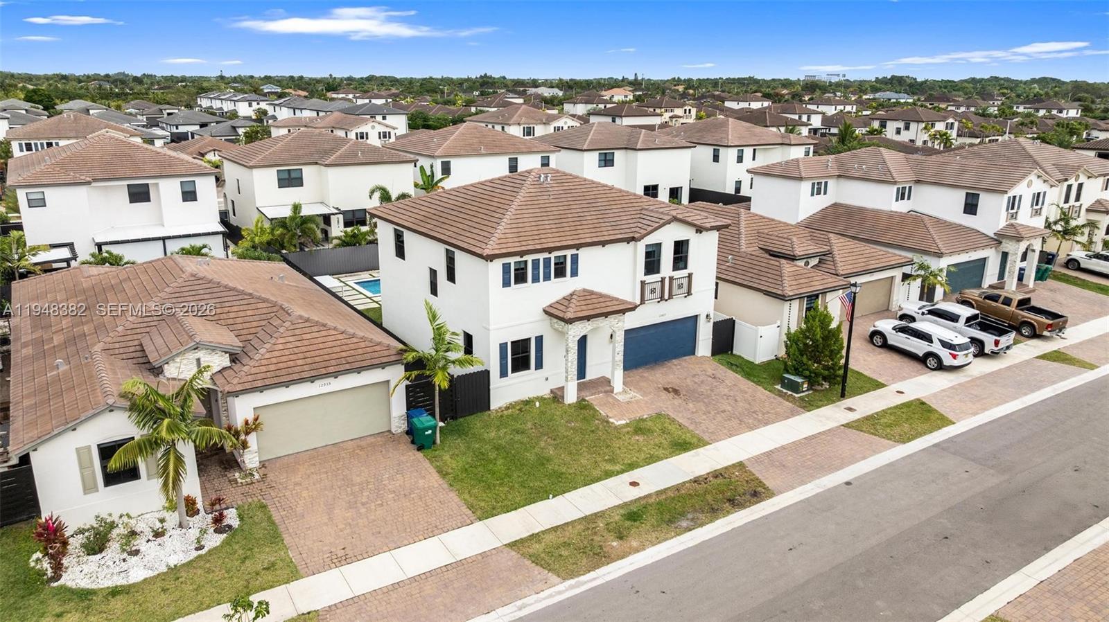 12927 SW 229th Ter Miami, FL 33170