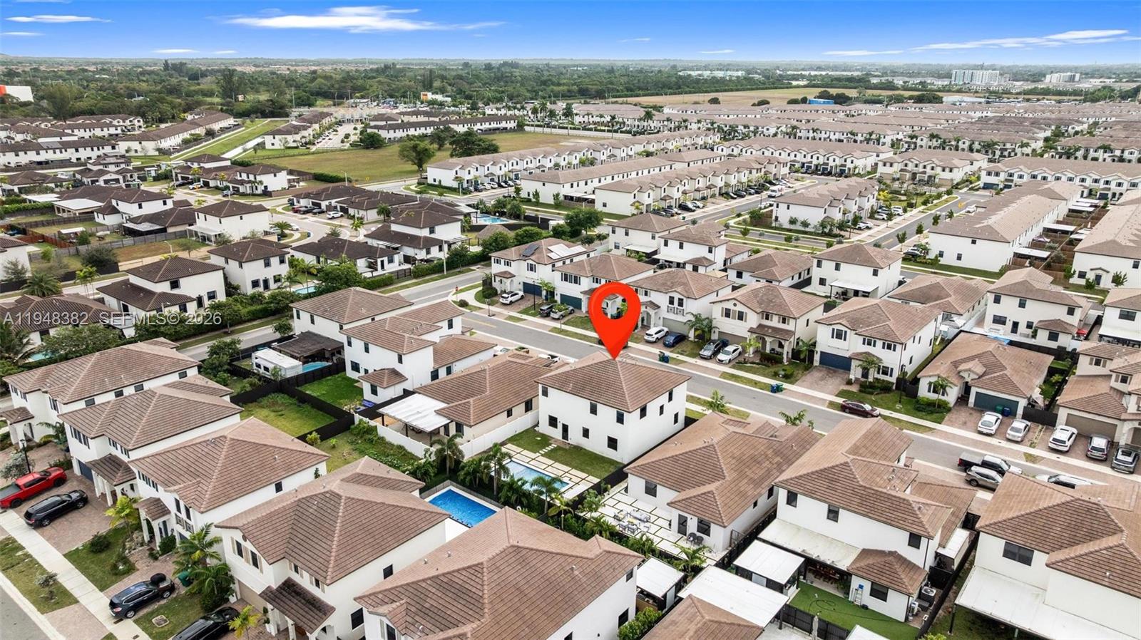 12927 SW 229th Ter Miami, FL 33170