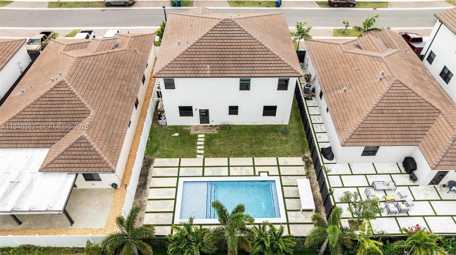 12927 SW 229th Ter Miami, FL 33170