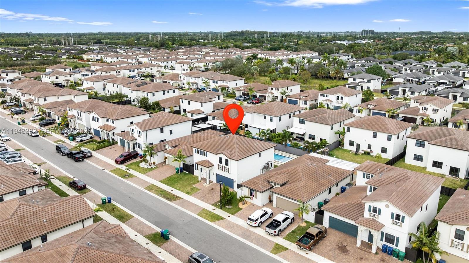 12927 SW 229th Ter Miami, FL 33170