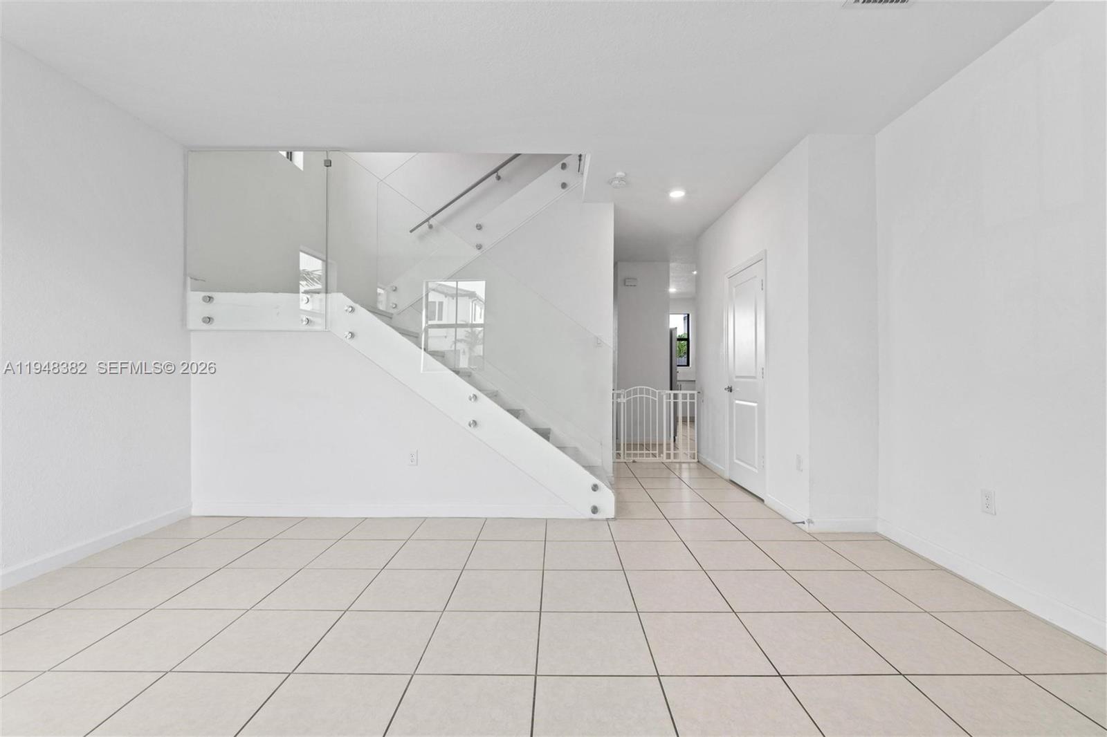 12927 SW 229th Ter Miami, FL 33170