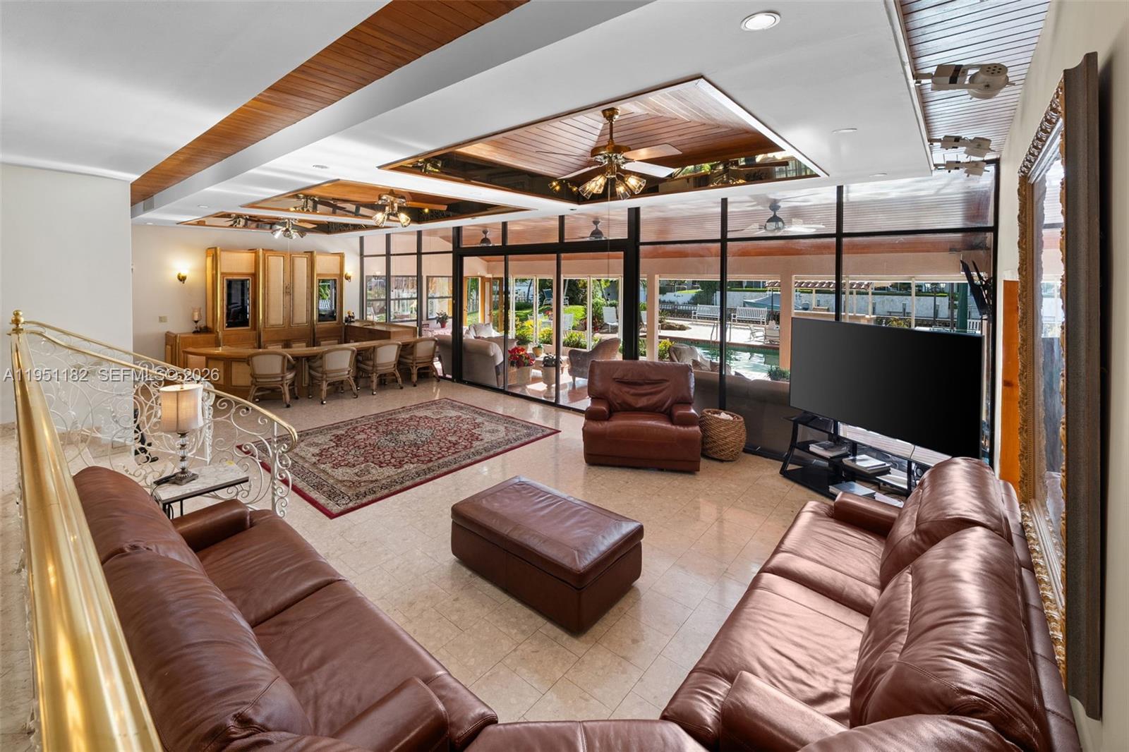 6636 Riviera Dr Coral Gables, FL 33146