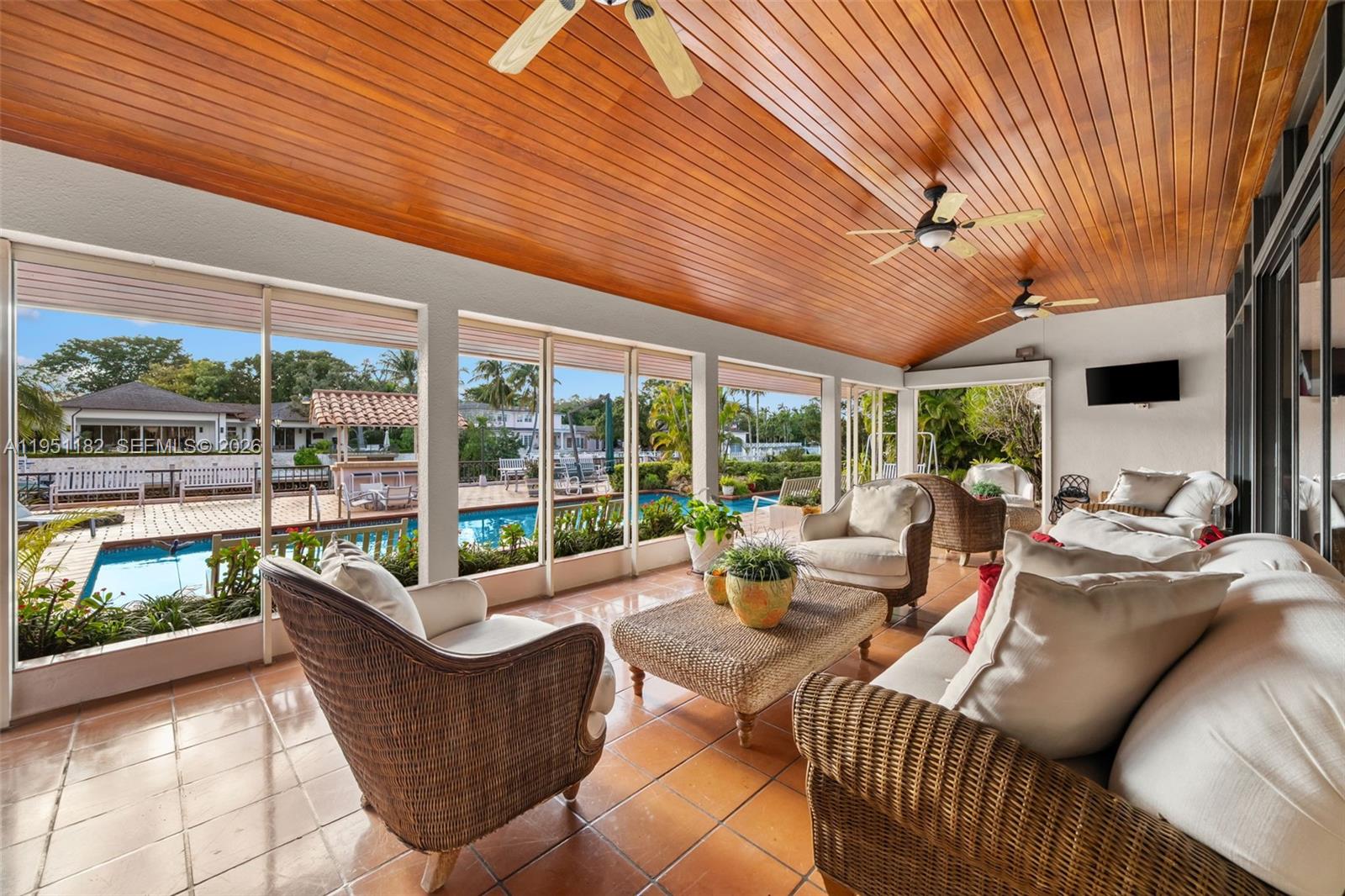 6636 Riviera Dr Coral Gables, FL 33146