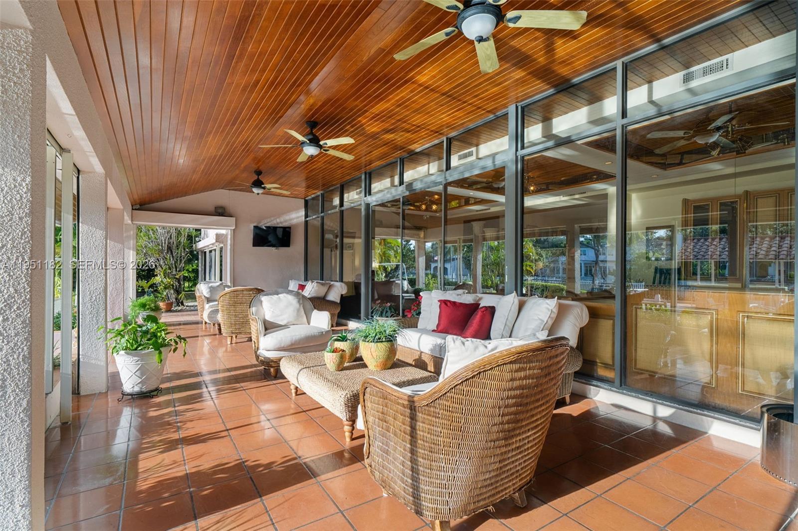 6636 Riviera Dr Coral Gables, FL 33146