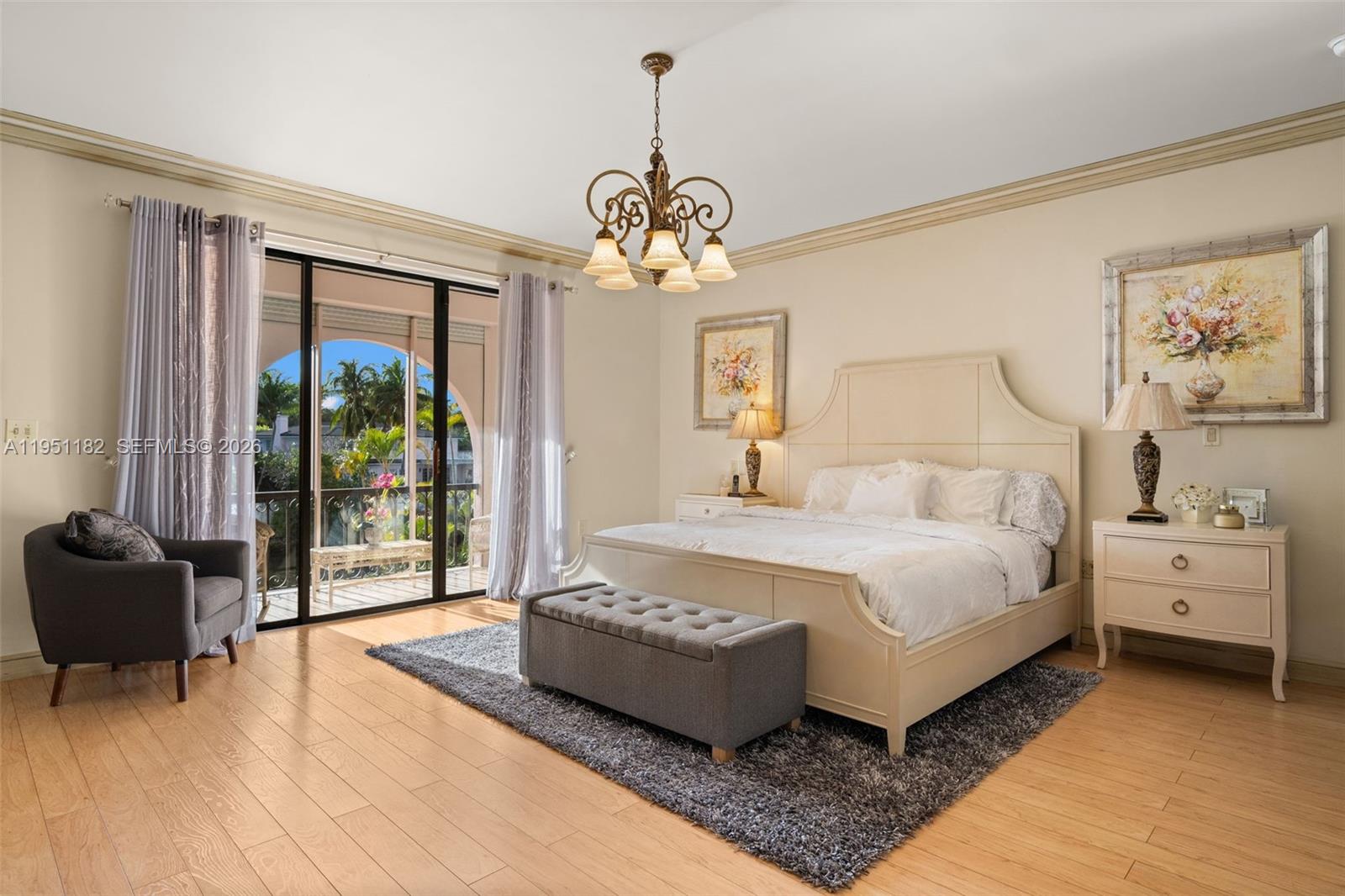 6636 Riviera Dr Coral Gables, FL 33146