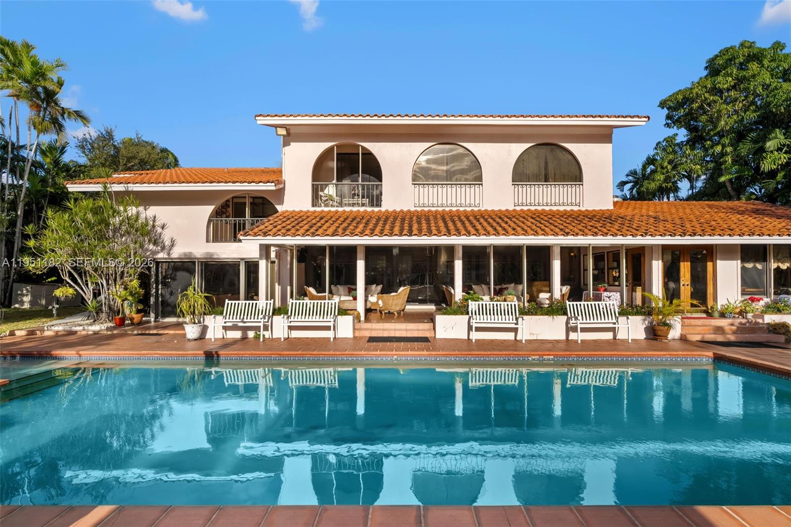 6636 Riviera Dr Coral Gables, FL 33146