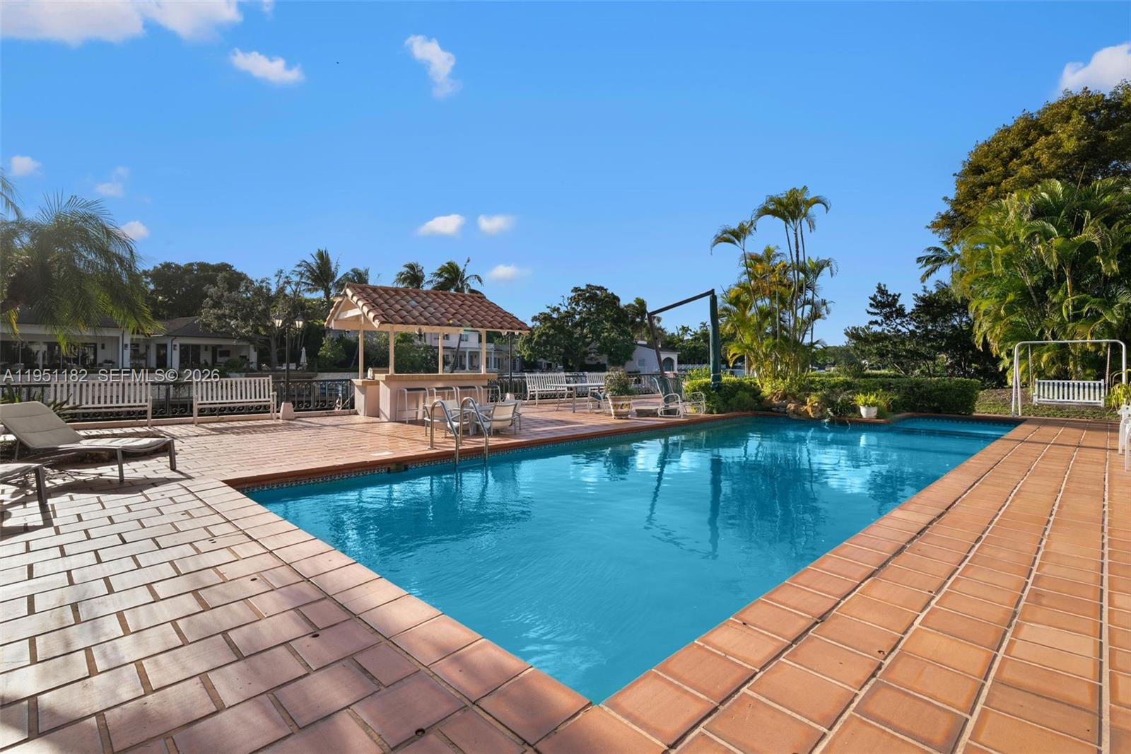 6636 Riviera Dr Coral Gables, FL 33146