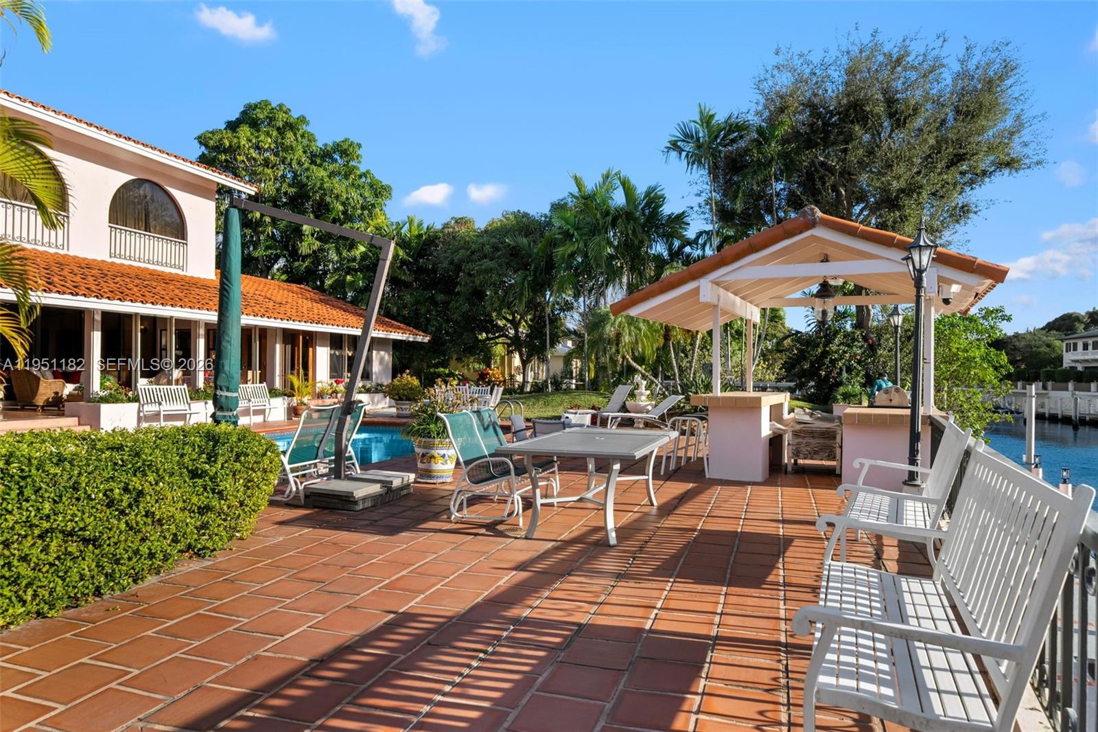 6636 Riviera Dr Coral Gables, FL 33146