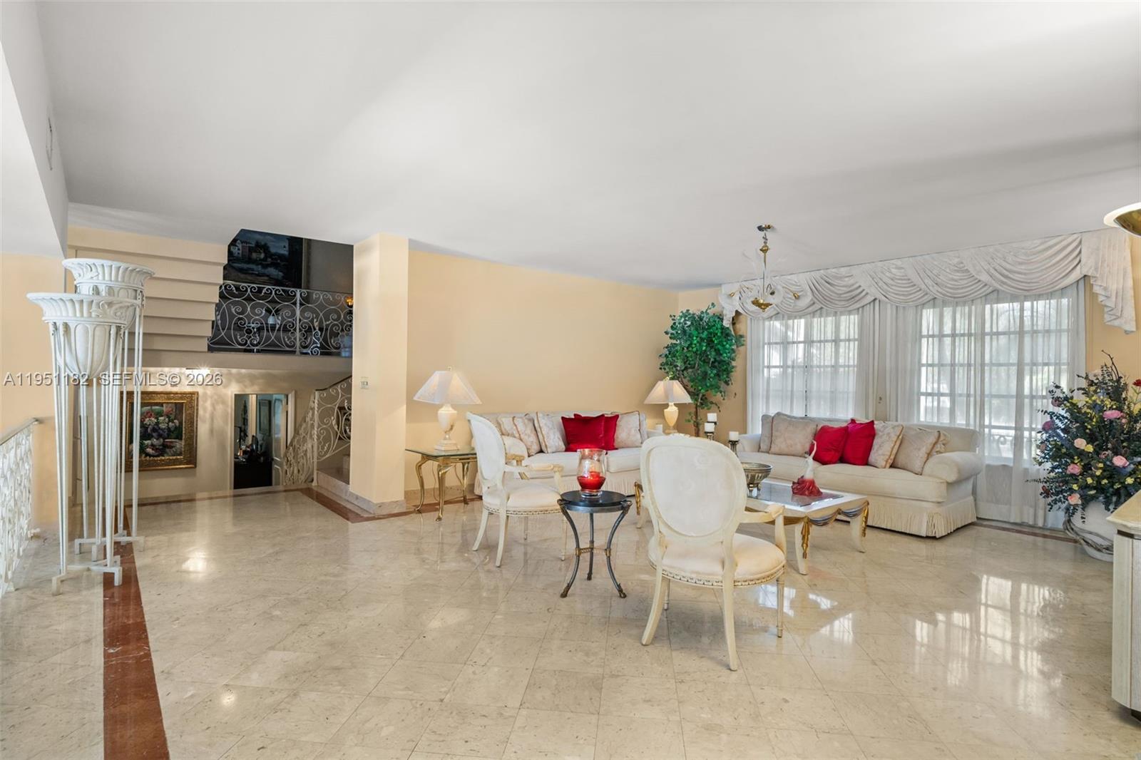 6636 Riviera Dr Coral Gables, FL 33146