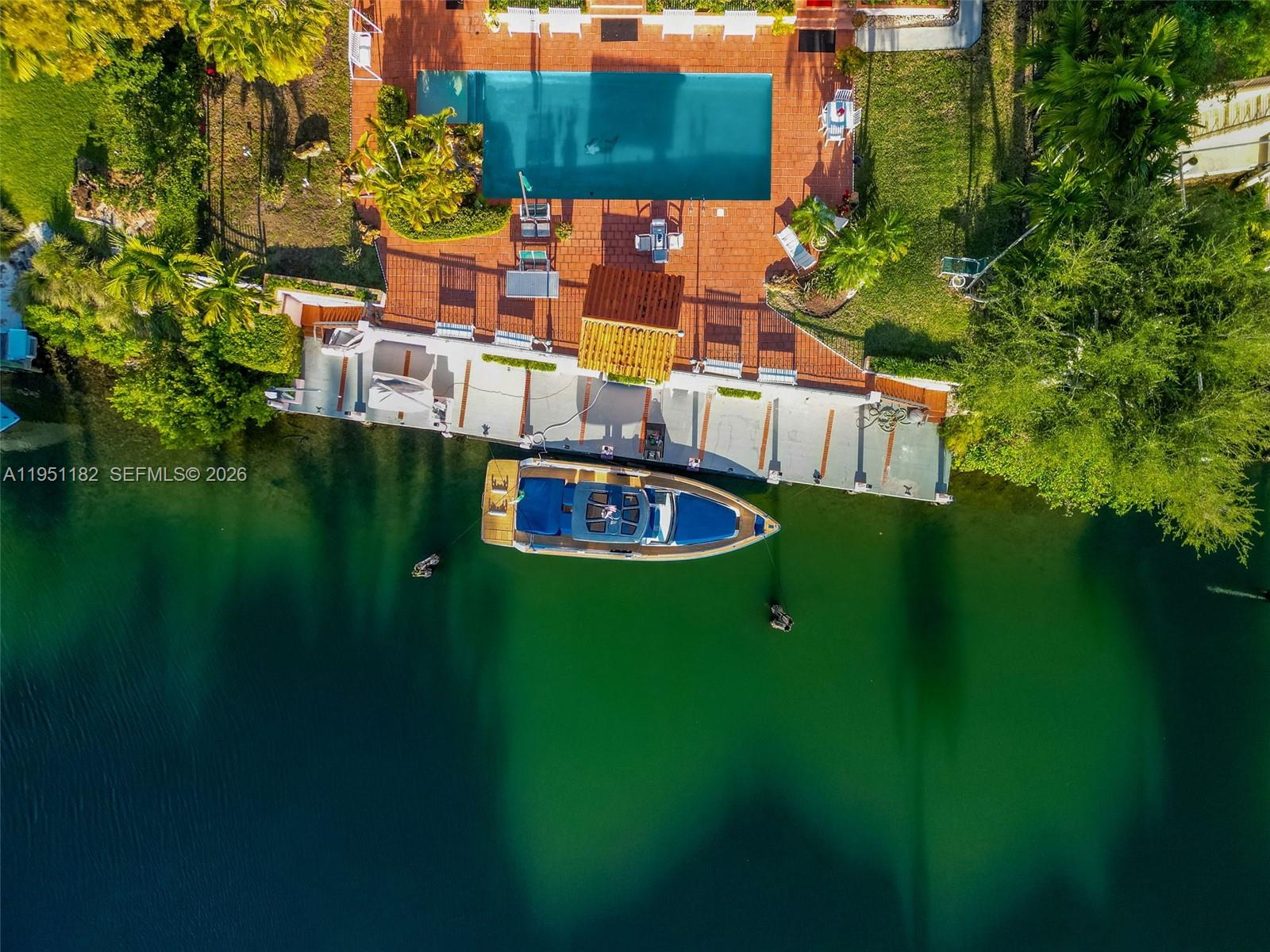 6636 Riviera Dr Coral Gables, FL 33146