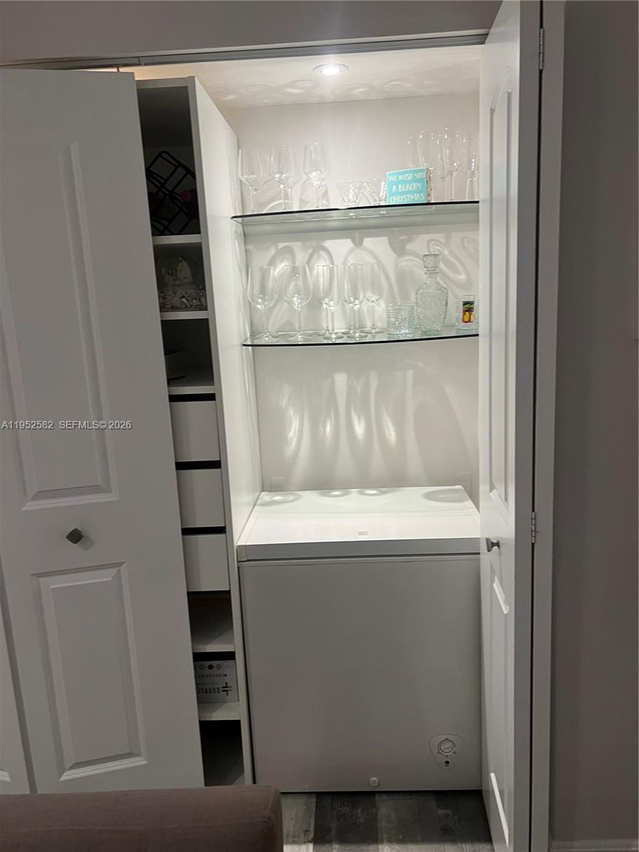 3675 N Country Clb Dr #2408 Aventura, FL 33180