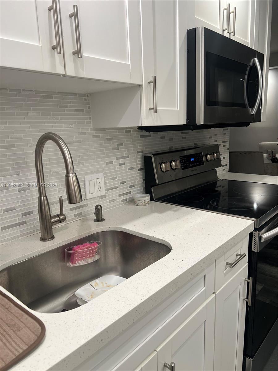 3675 N Country Clb Dr #2408 Aventura, FL 33180