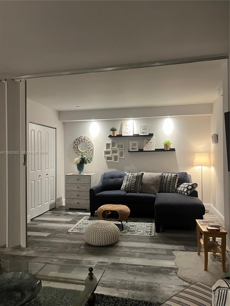 3675 N Country Clb Dr #2408 Aventura, FL 33180