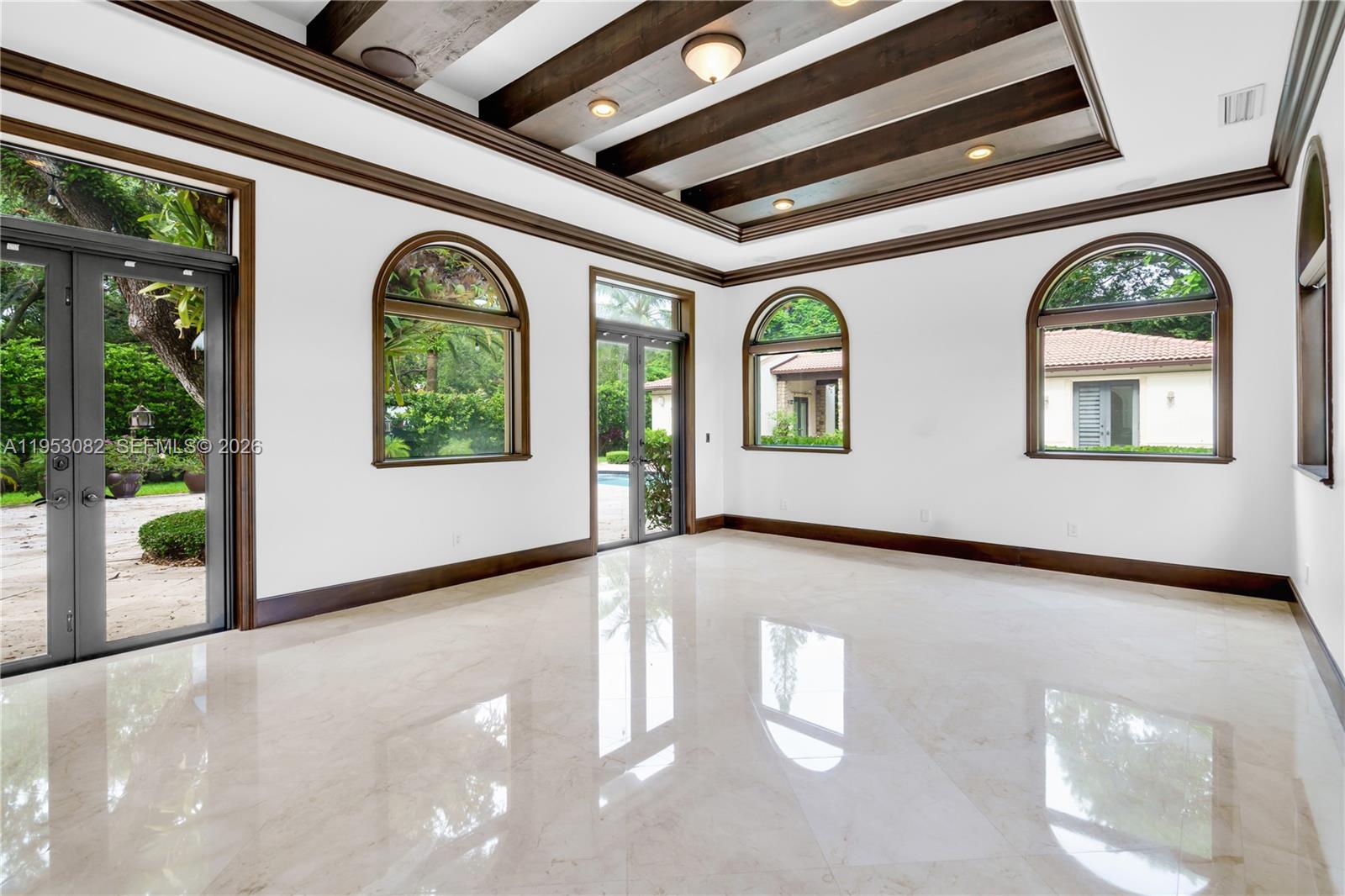 9801 SW 60th Ct Pinecrest, FL 33156