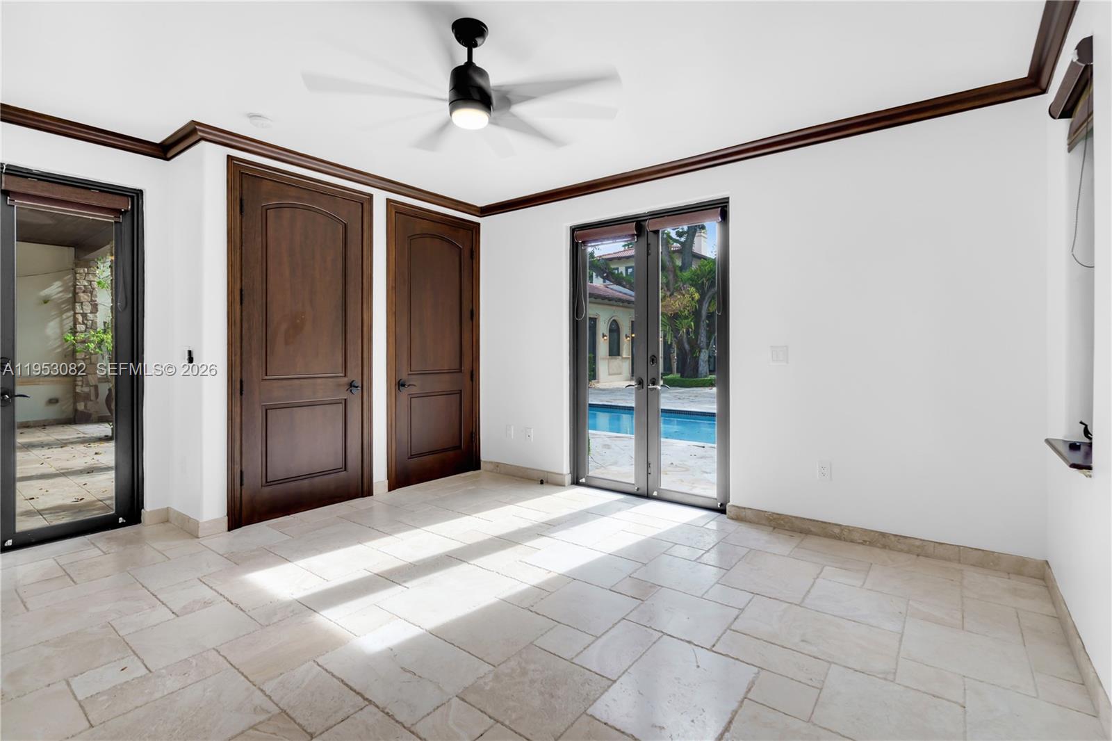 9801 SW 60th Ct Pinecrest, FL 33156