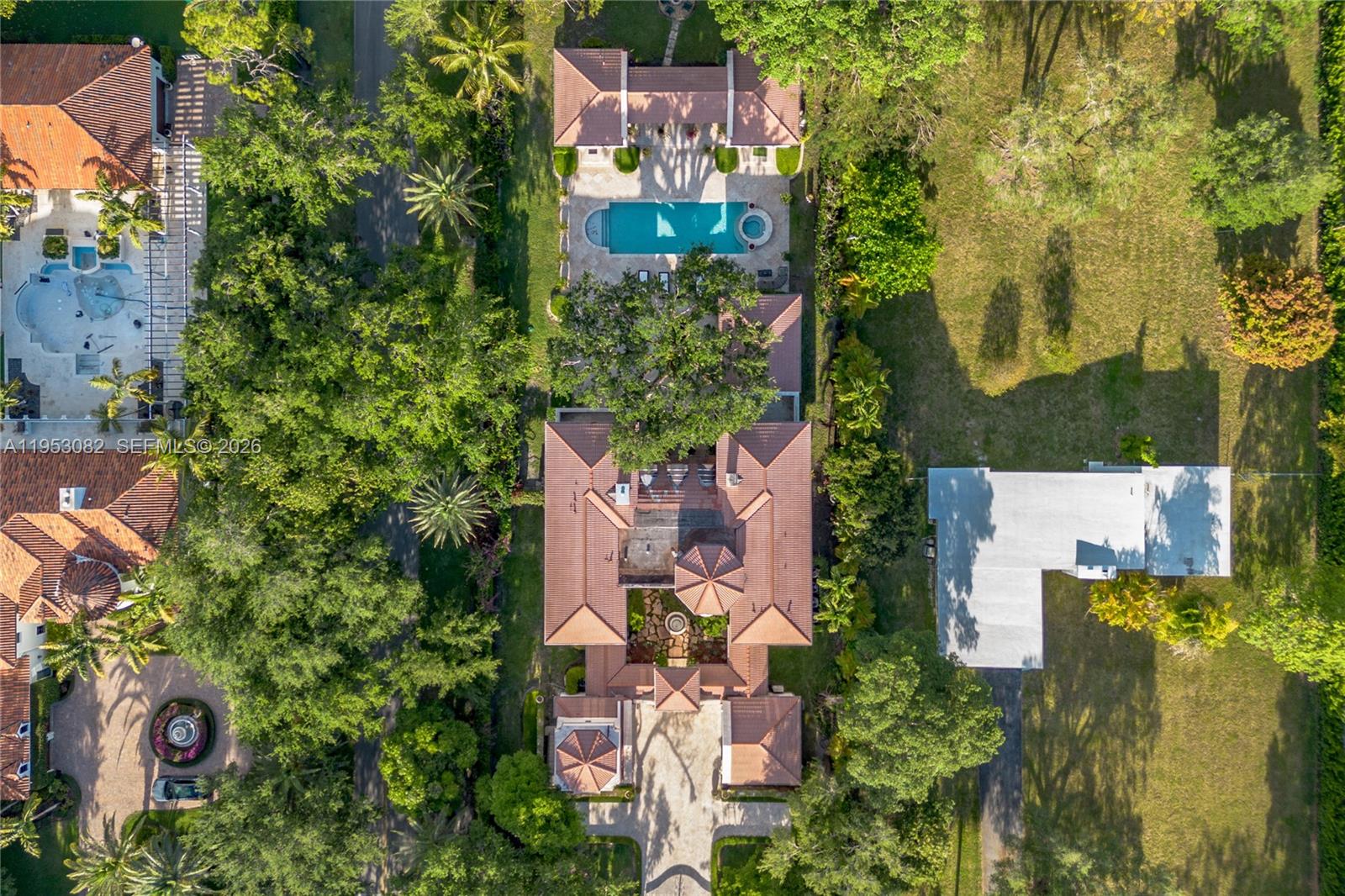 9801 SW 60th Ct Pinecrest, FL 33156