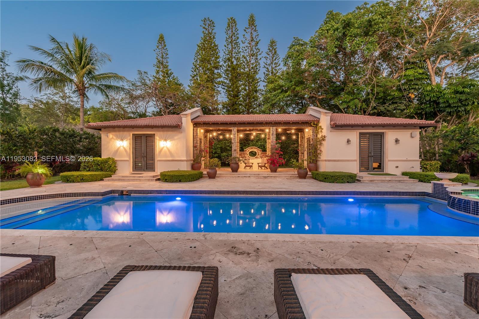 9801 SW 60th Ct Pinecrest, FL 33156