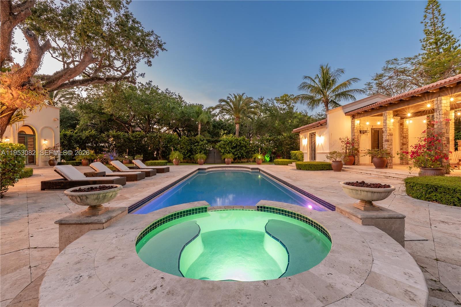 9801 SW 60th Ct Pinecrest, FL 33156