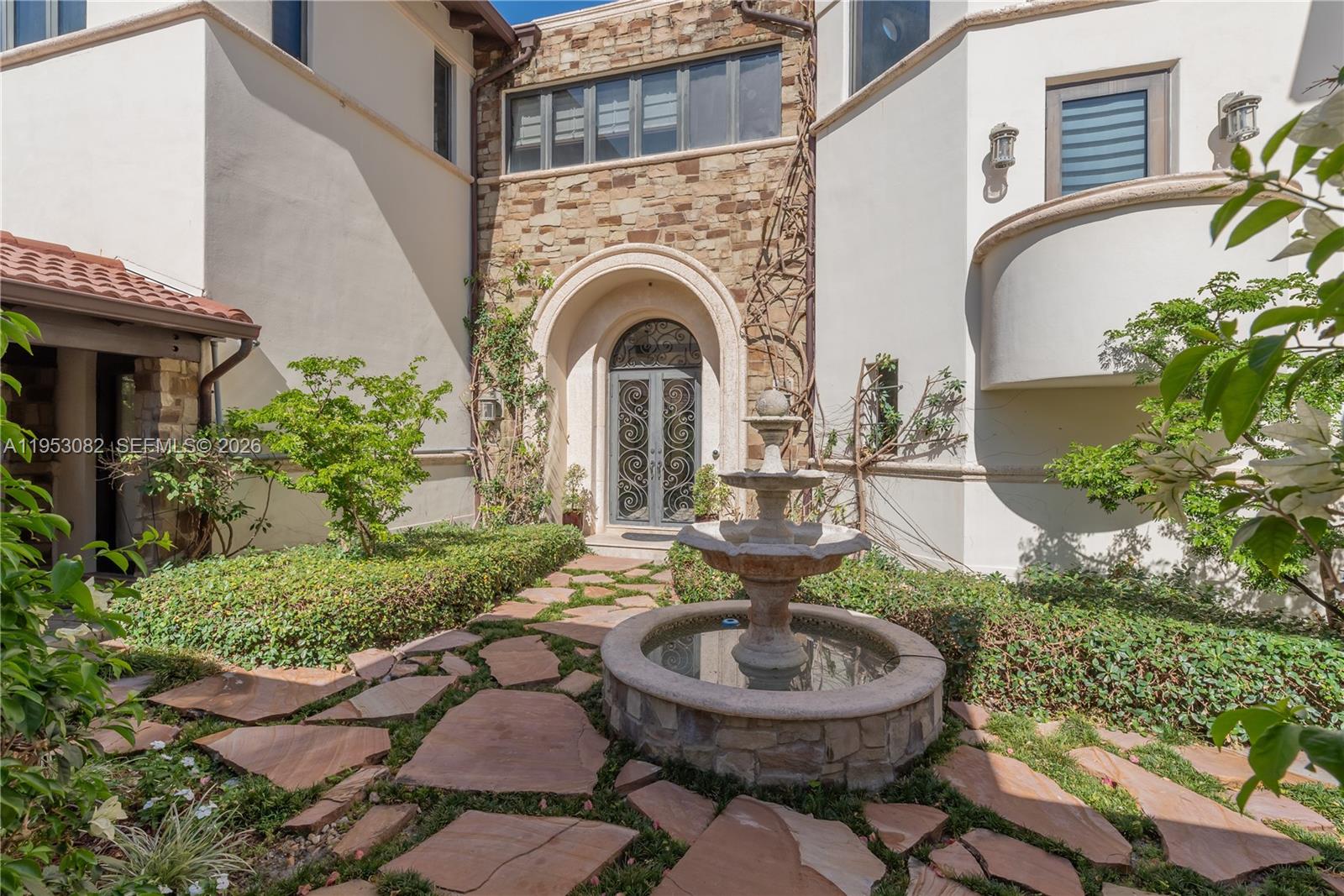 9801 SW 60th Ct Pinecrest, FL 33156