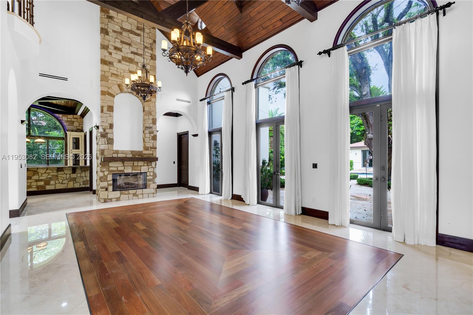 9801 SW 60th Ct Pinecrest, FL 33156