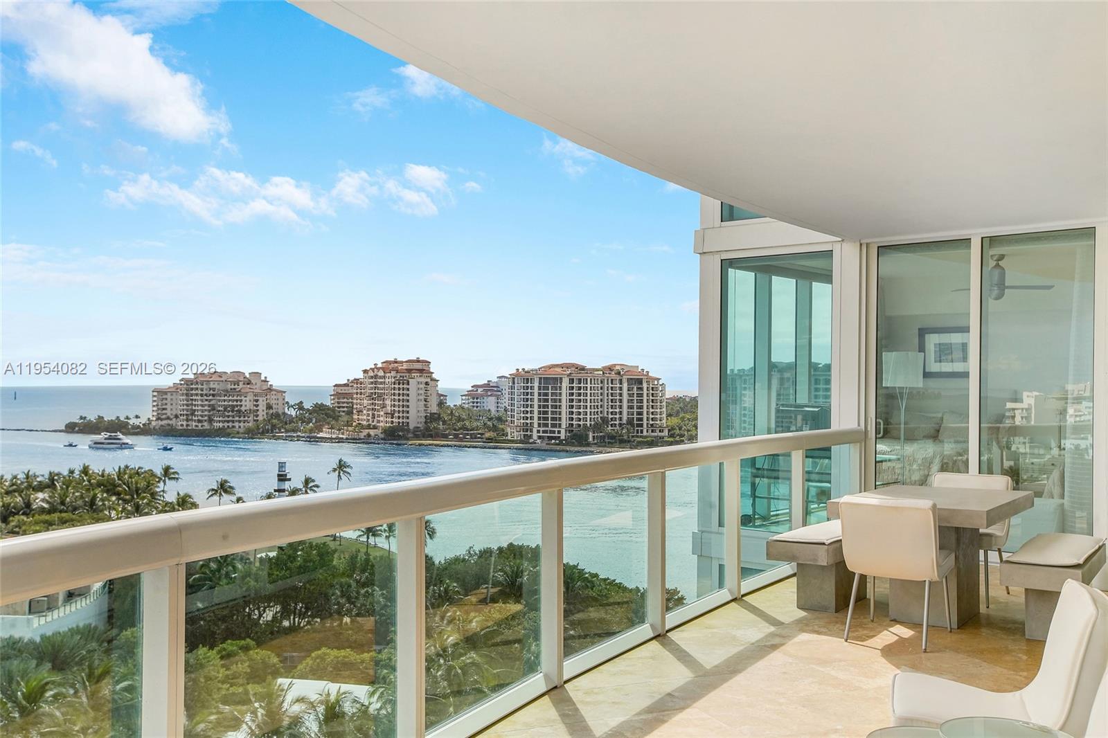 1000 S Pointe Dr #1007