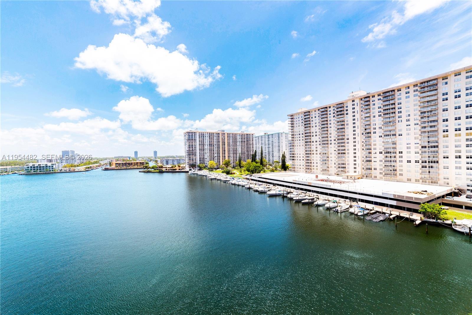 image Porto Bellagio Condo18