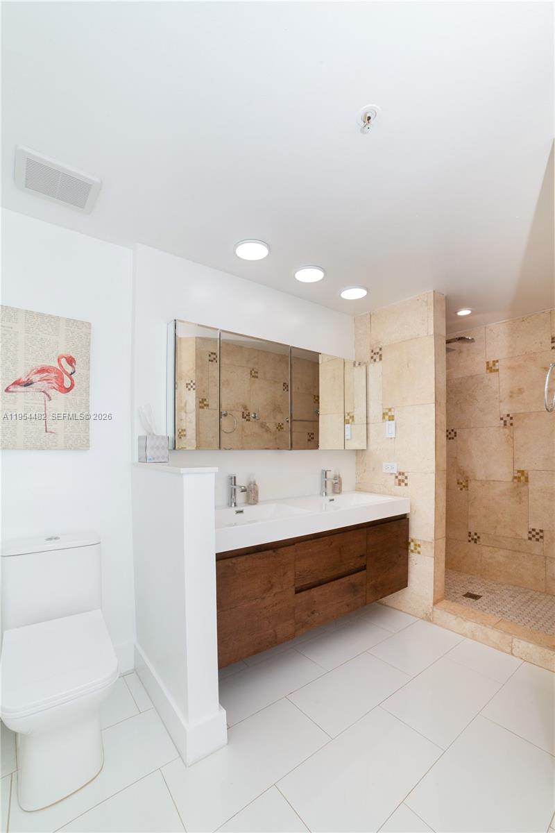 image Porto Bellagio Condo30