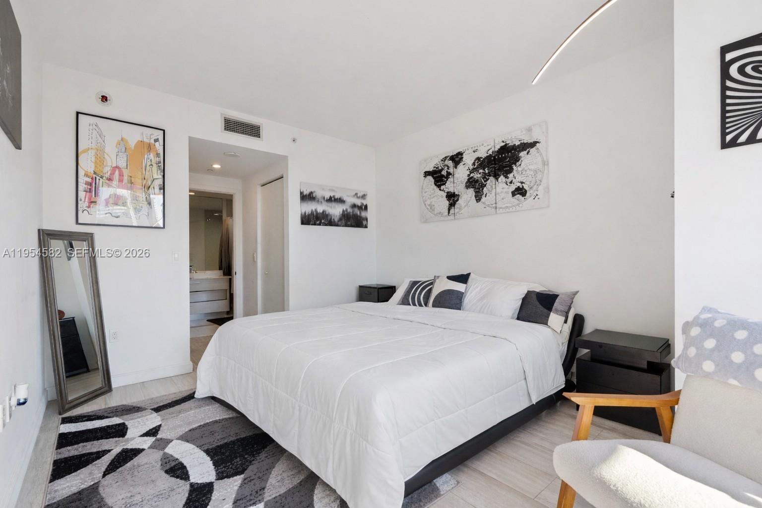 image Brickell Heights West13