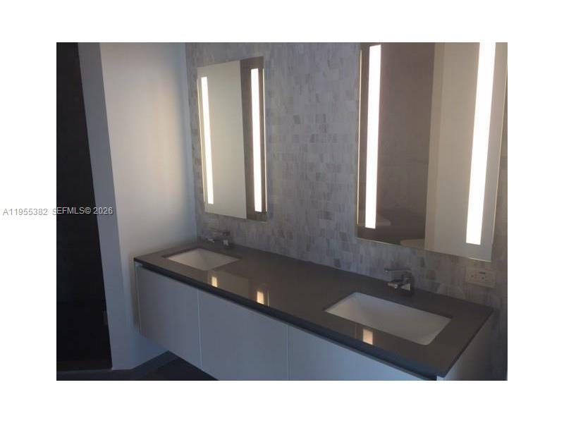 image Reach Brickell City Centre6