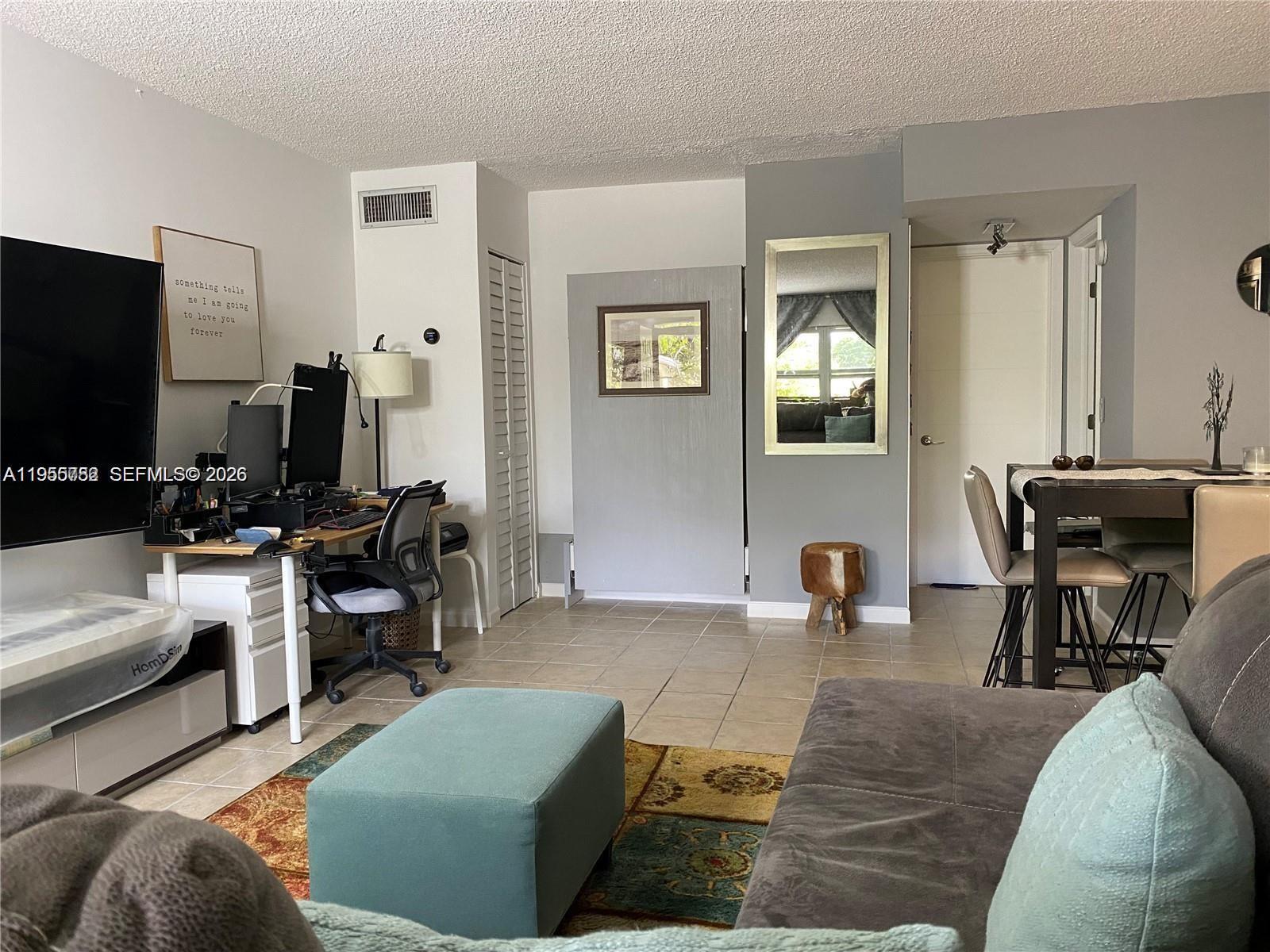 1425 Arthur St #115B